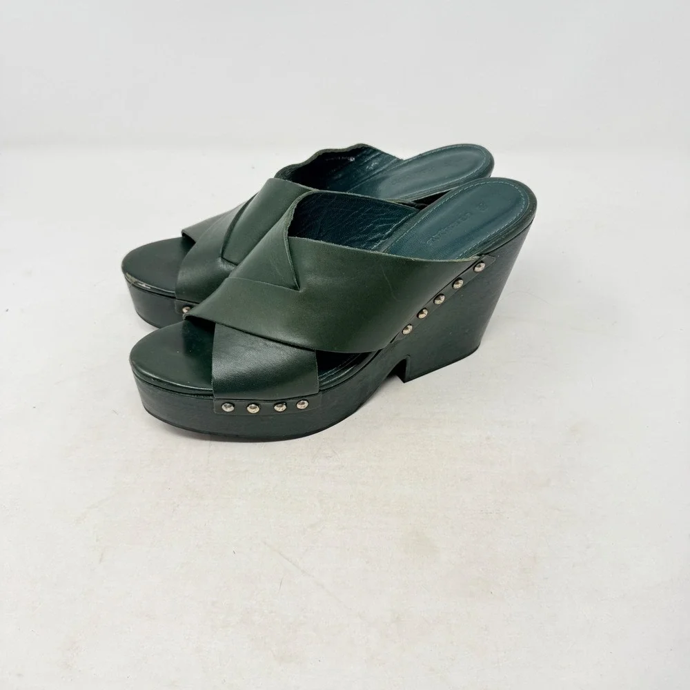 Uterque‎ Green Leather Platform Clog Sandals Studded Wood Heel EU 38 US 8
